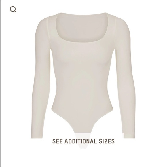 SKIMS ESSENTIAL BODYSUIT IN ‘BONE’ 🦴🤍 - Picture 2 of 9
